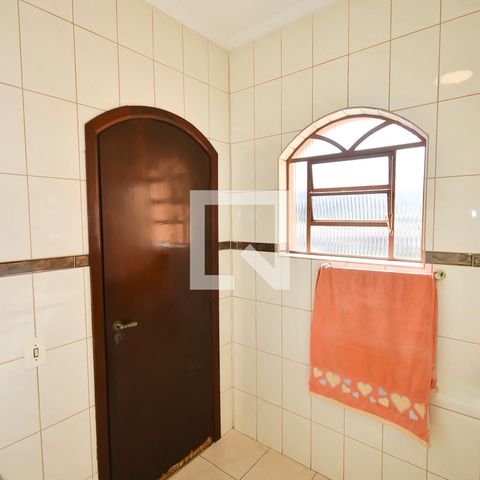 Casa à venda com 440m², 7 quartos e 6 vagas Casa à venda com 440m², 7 quartos e 6 vagasBanheiro da Suíte 2