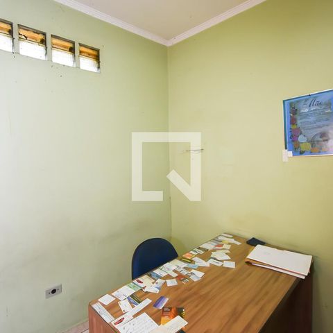 Casa à venda com 440m², 7 quartos e 6 vagas Casa à venda com 440m², 7 quartos e 6 vagasEscritório