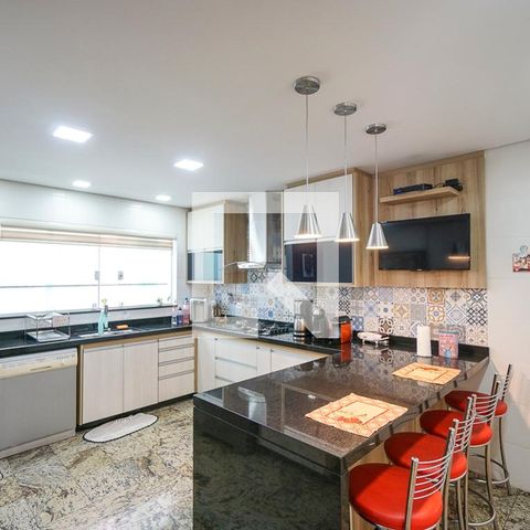 Casa à venda com 313m², 3 quartos e 4 vagasCozinha
