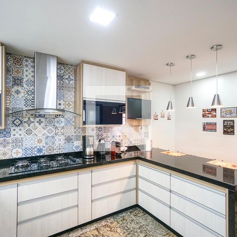 Casa à venda com 313m², 3 quartos e 4 vagasCozinha