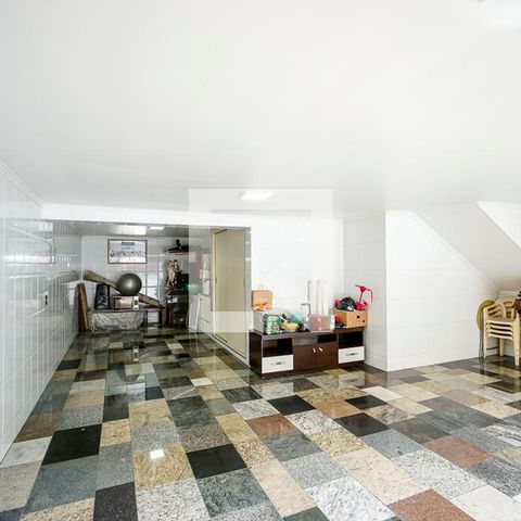 Casa à venda com 313m², 3 quartos e 4 vagasGaragem