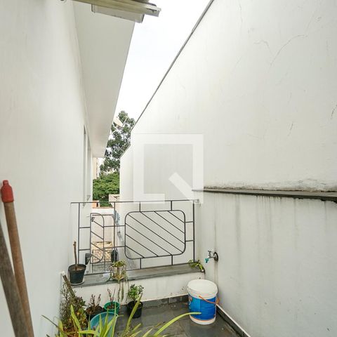 Casa à venda com 313m², 3 quartos e 4 vagasVaranda da suíte 01