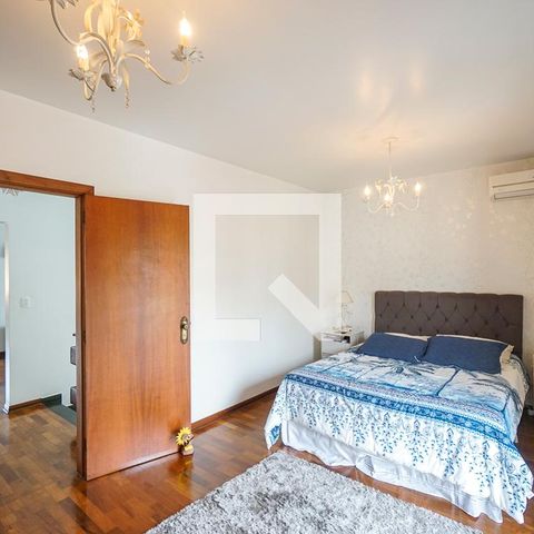 Casa à venda com 313m², 3 quartos e 4 vagasSuíte 01