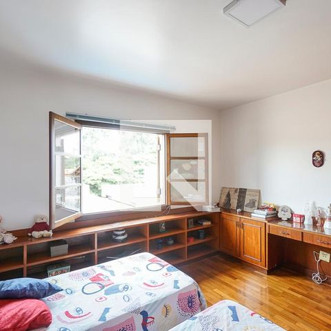 Casa à venda com 313m², 3 quartos e 4 vagasSuíte 02