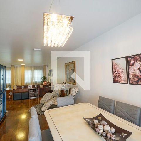 Casa à venda com 313m², 3 quartos e 4 vagasSala de jantar