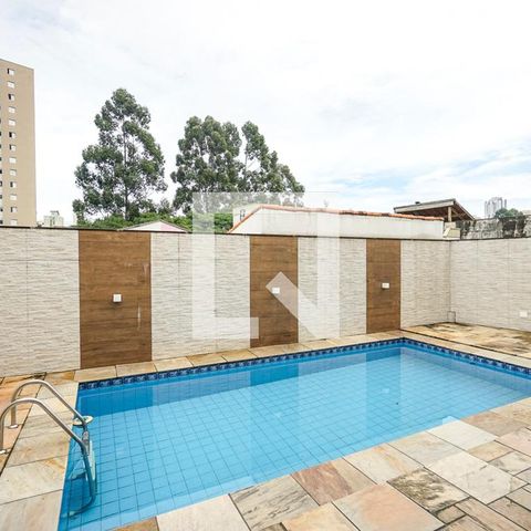 Casa à venda com 313m², 3 quartos e 4 vagasQuintal