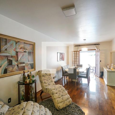 Casa à venda com 313m², 3 quartos e 4 vagasSala de jantar