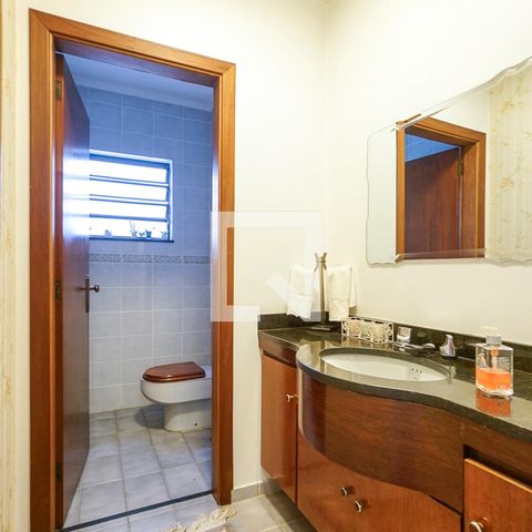 Casa à venda com 313m², 3 quartos e 4 vagasLavabo