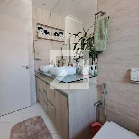 Casa à venda com 270m², 3 quartos e 2 vagasBanheiro - Suíte