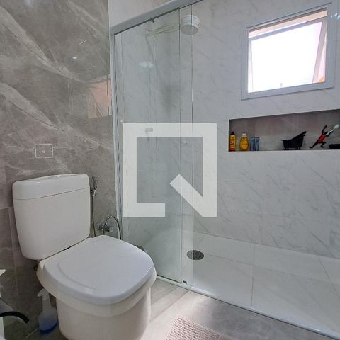 Casa à venda com 270m², 3 quartos e 2 vagasBanheiro