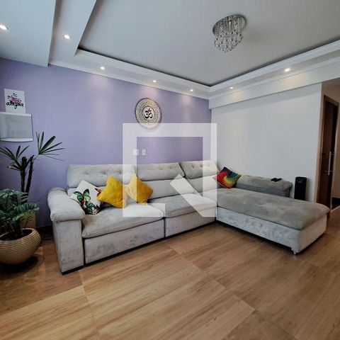 Casa à venda com 270m², 3 quartos e 2 vagasSala