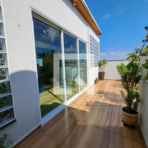Casa à venda com 270m², 3 quartos e 2 vagasQuintal