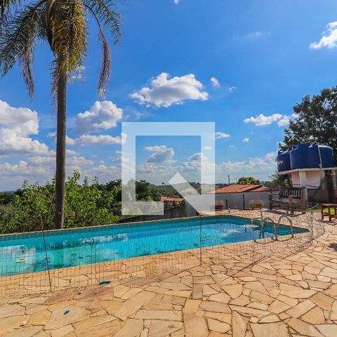 Casa à venda com 180m², 2 quartos e 1 vagaVista