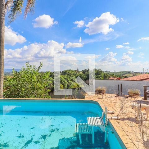 Casa à venda com 180m², 2 quartos e 1 vagaQuintal
