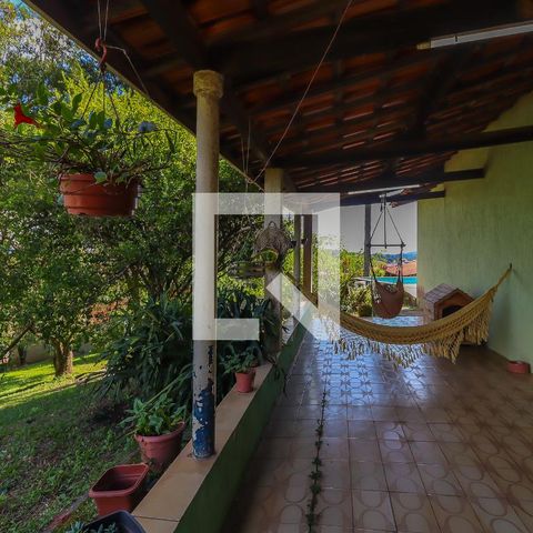 Casa à venda com 180m², 2 quartos e 1 vagaVaranda