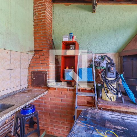 Casa à venda com 180m², 2 quartos e 1 vagaQuintal
