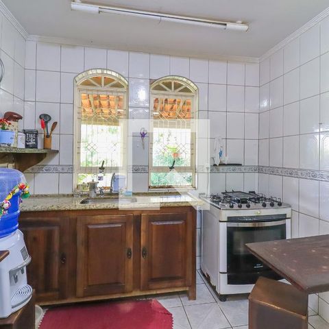 Casa à venda com 180m², 2 quartos e 1 vagaCozinha