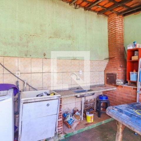Casa à venda com 180m², 2 quartos e 1 vagaQuintal