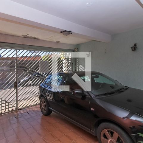 Casa à venda com 150m², 3 quartos e 2 vagas Casa à venda com 150m², 3 quartos e 2 vagasGaragem