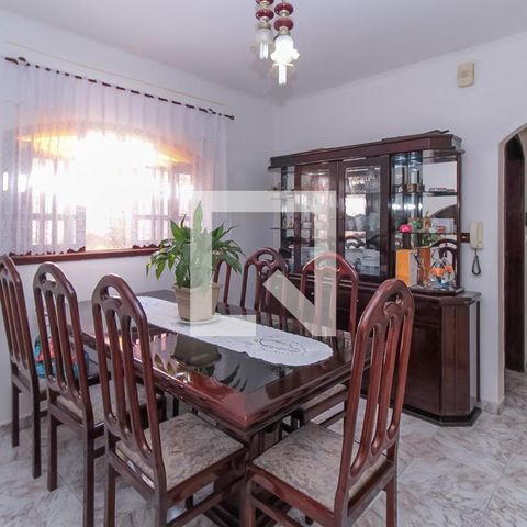 Casa à venda com 150m², 3 quartos e 2 vagas Casa à venda com 150m², 3 quartos e 2 vagasSala de Jantar
