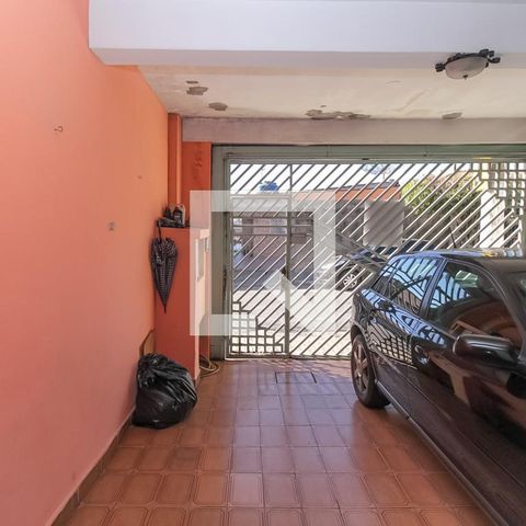 Casa à venda com 150m², 3 quartos e 2 vagas Casa à venda com 150m², 3 quartos e 2 vagasGaragem