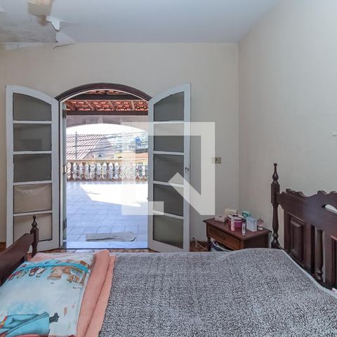 Casa à venda com 150m², 3 quartos e 2 vagas Casa à venda com 150m², 3 quartos e 2 vagasQuarto 1