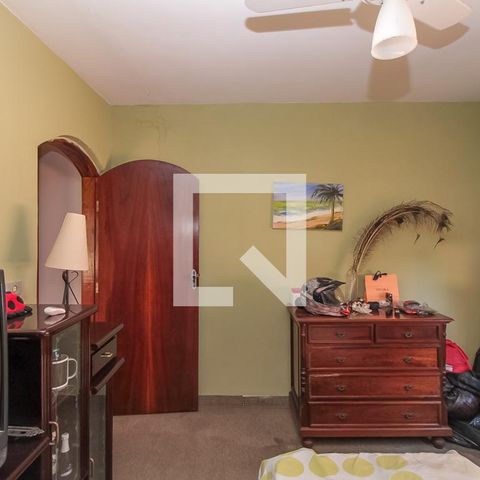 Casa à venda com 150m², 3 quartos e 2 vagas Casa à venda com 150m², 3 quartos e 2 vagasQuarto 2