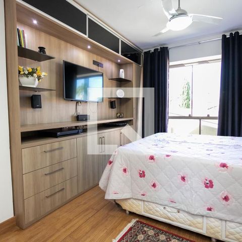 Casa à venda com 350m², 3 quartos e 6 vagas Casa à venda com 350m², 3 quartos e 6 vagasSuíte 2