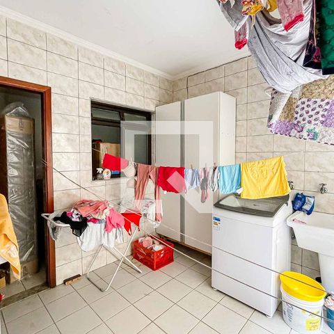 Casa à venda com 160m², 3 quartos e 3 vagasÁrea de serviço 