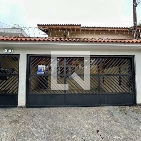 Casa à venda com 160m², 3 quartos e 3 vagasFachada 