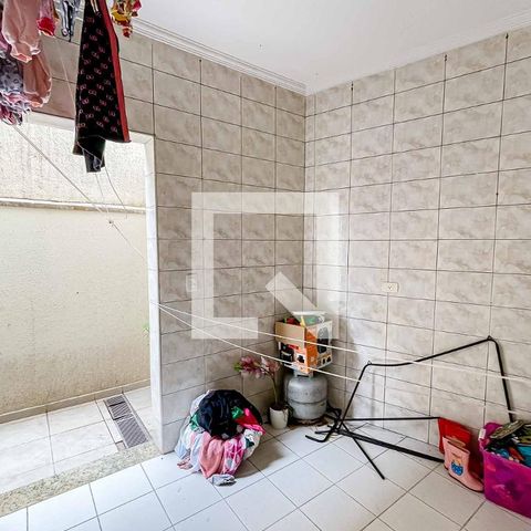 Casa à venda com 160m², 3 quartos e 3 vagasÁrea de serviço 