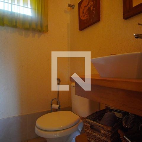 Casa à venda com 273m², 4 quartos e 2 vagasBanheiro