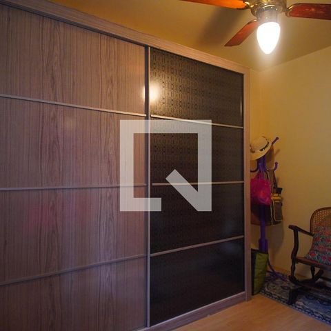 Casa à venda com 273m², 4 quartos e 2 vagasQuarto 4