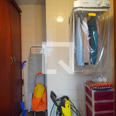 Casa à venda com 273m², 4 quartos e 2 vagasQuarto de Serviço