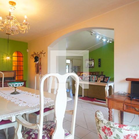 Casa à venda com 273m², 4 quartos e 2 vagasSala 2