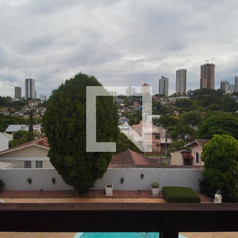 Casa à venda com 273m², 4 quartos e 2 vagasSala 2 - Vista