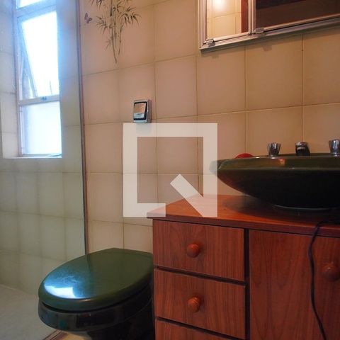 Casa à venda com 273m², 4 quartos e 2 vagasBanheiro