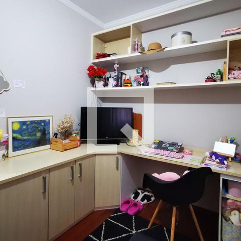 Casa à venda com 280m², 3 quartos e 3 vagas Casa à venda com 280m², 3 quartos e 3 vagasQuarto 1