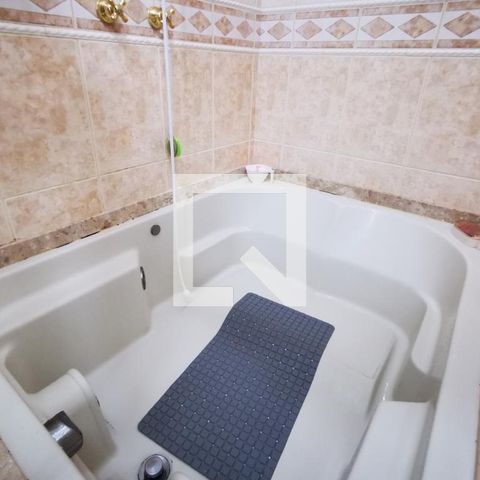 Casa à venda com 280m², 3 quartos e 3 vagas Casa à venda com 280m², 3 quartos e 3 vagasBanheiro da Suíte