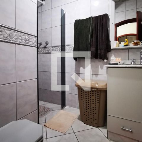 Casa à venda com 280m², 3 quartos e 3 vagas Casa à venda com 280m², 3 quartos e 3 vagasBanheiro