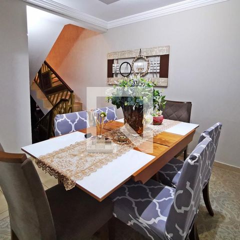 Casa à venda com 280m², 3 quartos e 3 vagas Casa à venda com 280m², 3 quartos e 3 vagasSala de Jantar