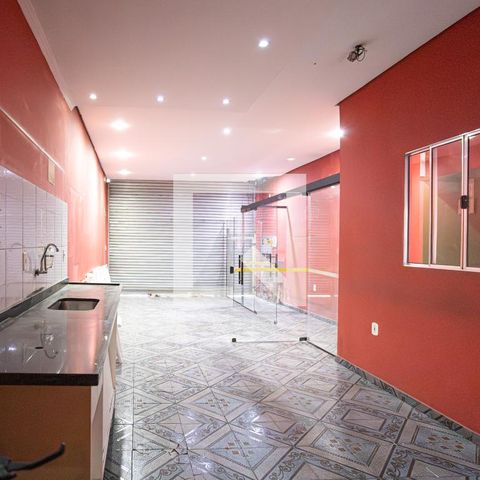 Casa à venda com 50m², 1 quarto e 1 vaga Casa à venda com 50m², 1 quarto e 1 vagaSalão comercial