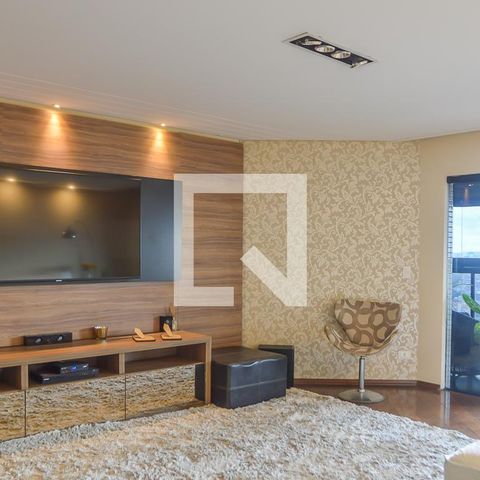 Apartamento à venda com 242m², 4 quartos e 4 vagasSala