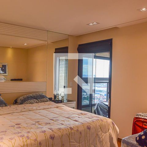 Apartamento à venda com 242m², 4 quartos e 4 vagasQuarto 3 - Suíte