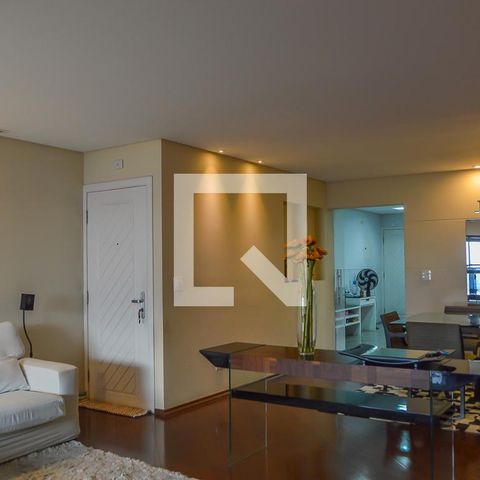 Apartamento à venda com 242m², 4 quartos e 4 vagasSala