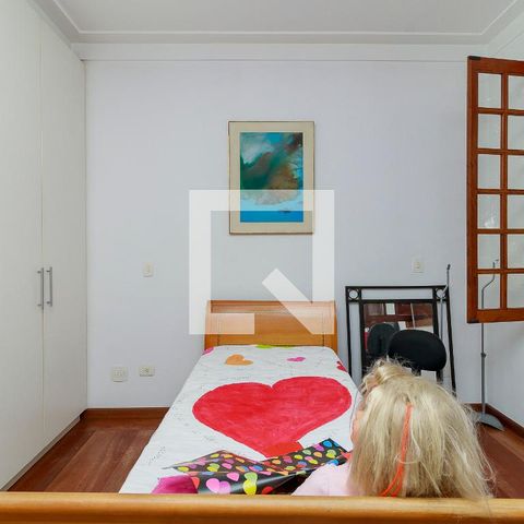 Casa de condomínio à venda com 547m², 4 quartos e 5 vagas Casa de condomínio à venda com 547m², 4 quartos e 5 vagasSuíte 3