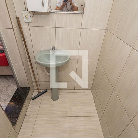 Casa à venda com 360m², 4 quartos e 4 vagasBanheiro sa suite