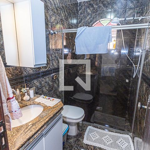 Casa à venda com 360m², 4 quartos e 4 vagasBanheiro social