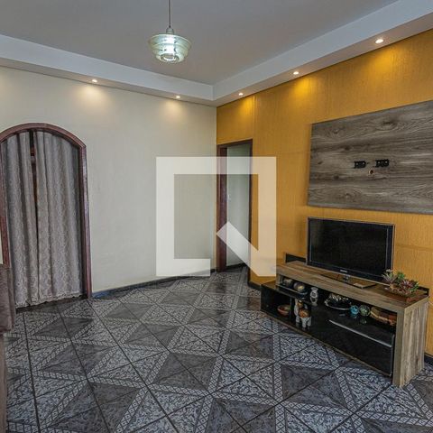 Casa à venda com 360m², 4 quartos e 4 vagasSala