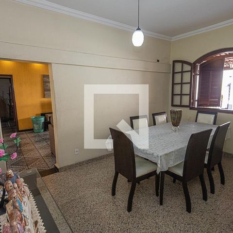 Casa à venda com 360m², 4 quartos e 4 vagasCopa